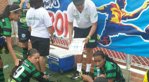 Antioquia le gana al atlantico en fútbol femenino