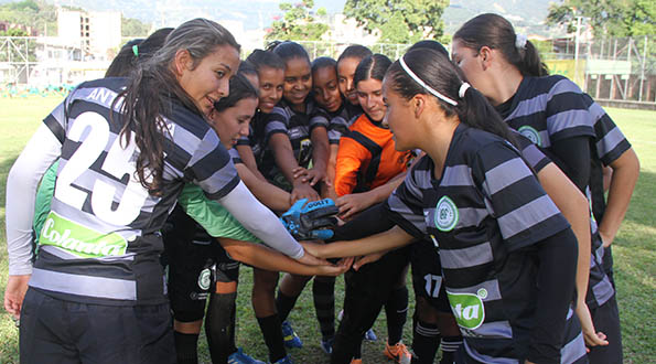 Selección Antioquia Prejuvenil Femenina rumbo a Bucaramanga