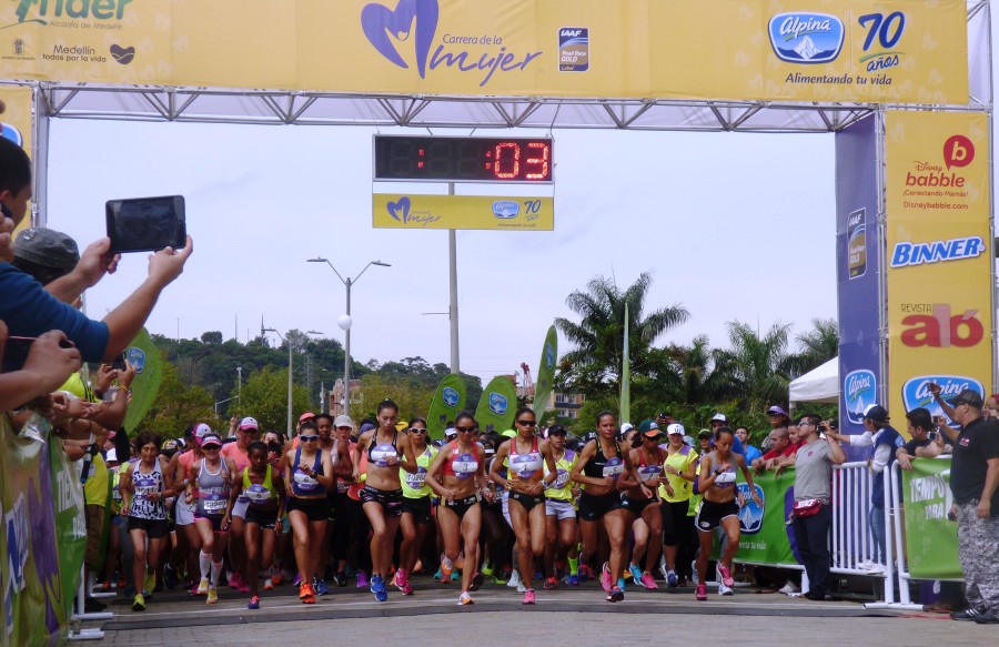 Carrera de la Mujer Medellin 2015