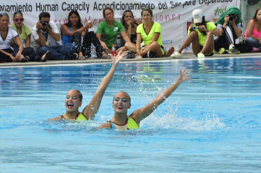 Nadadoras antioqueñas que buscarán cupo a los Juegos Olímpicos