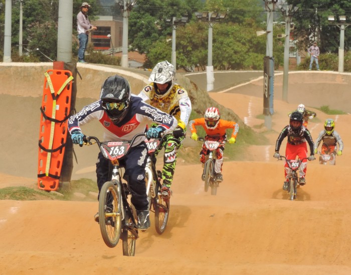 Panthers Bikes Bello dominó en el II Premundial de BMX