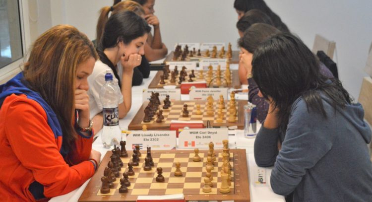 Archivo. Poco a poco se abren las puertas del ajedrez para competencias regionales.