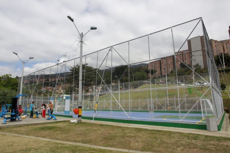 Cancha Robledo, Medellín