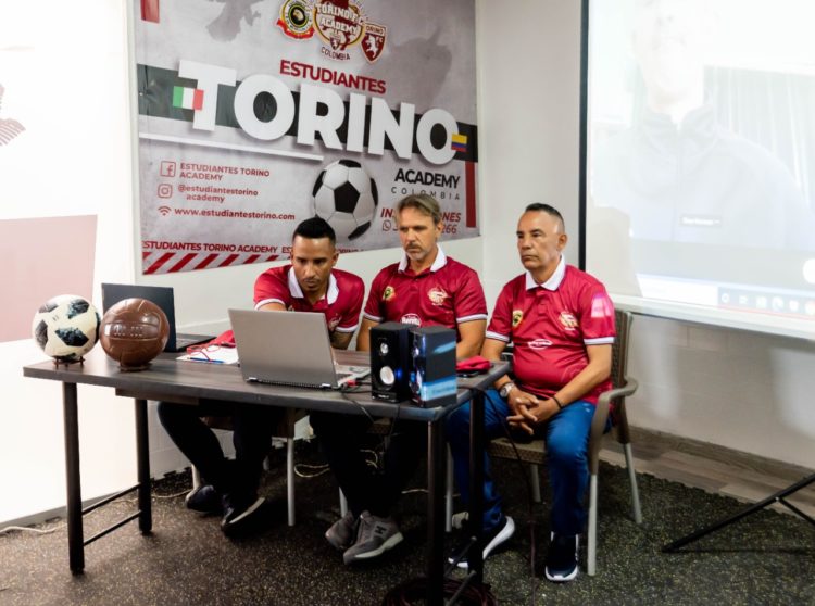 Cortesía. El Torino es un club lleno de pasiones y tradiciones futbolísticas en Europa.