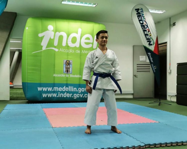 Cortesía Inder. Maick Duque campeón mundial de karate virtual