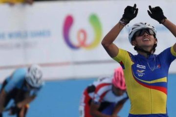 Cortesía. Fabriana Arias y su entrenador, Iván Vargas, son clave del éxito del patinaje colombiano.