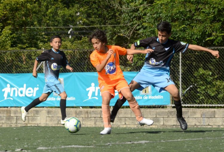 Wilson Valencia. La segunda jornada del Torneo se vivió en la Unidad Deportiva Tulio Ospina del municipio de Bello.