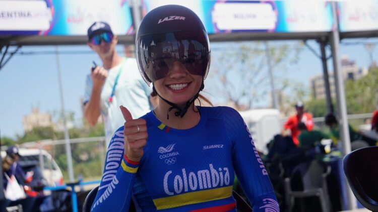 Lina Hernández le dio otra medalla a Colombia en ciclismo de ruta