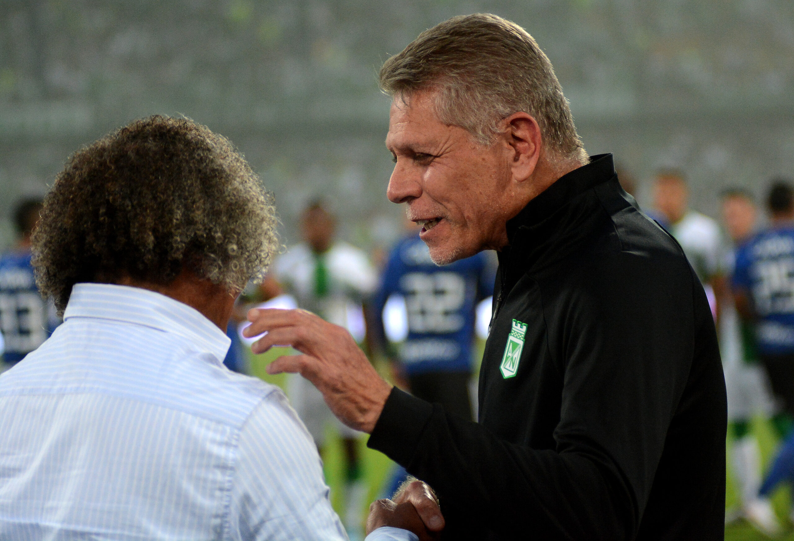 “terminamos bien el partido, tenemos que rescatar el final, porque nosotros tuvimos oportunidades jugando por fuera y metiendo velocidad en la construcción”.