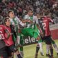 Con jerarquía y uno menos, Nacional le ganó a Melgar