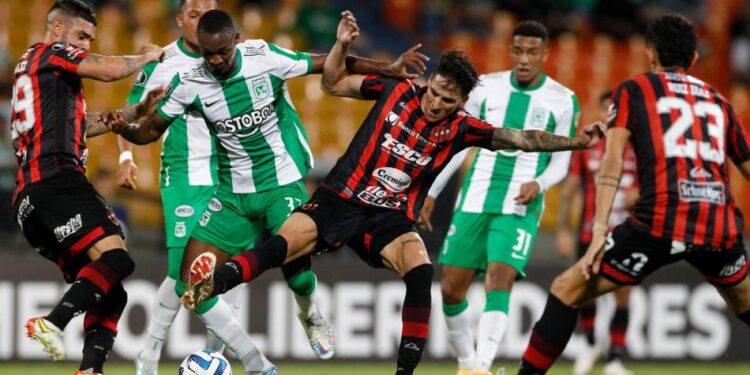 Nacional cerró con derrota la fase de grupos