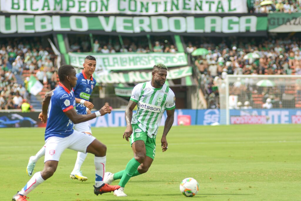Con equipo mixto, Nacional ganó en casa y se mantiene en la parte alta de la tabla