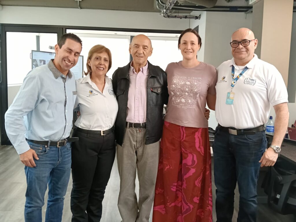 Wbeimar Muñoz, socio de Acord Antioquia, se graduó como Comunicador Social