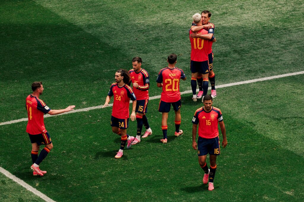 Duelo de europeos: la ‘Furia Roja’ quiere las semifinales ante la resiliencia de los ‘Red Devils’