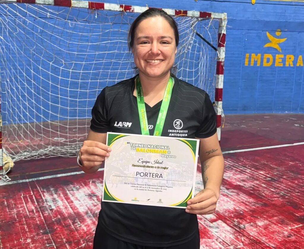 Luisa Pineda, la deportista y bombera antioqueña que participó en los rescates del terremoto de Venezuela