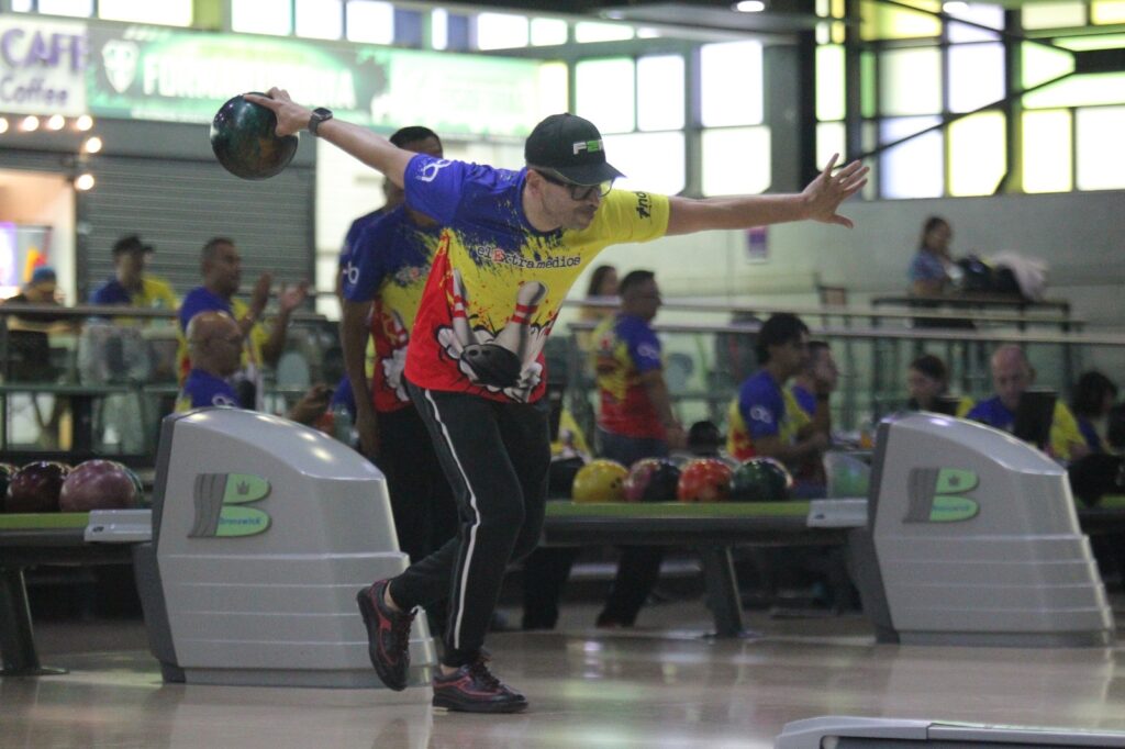 Acord Antioquia brilló en el inicio del Tercer Torneo de Bolos de Villada con los Medios