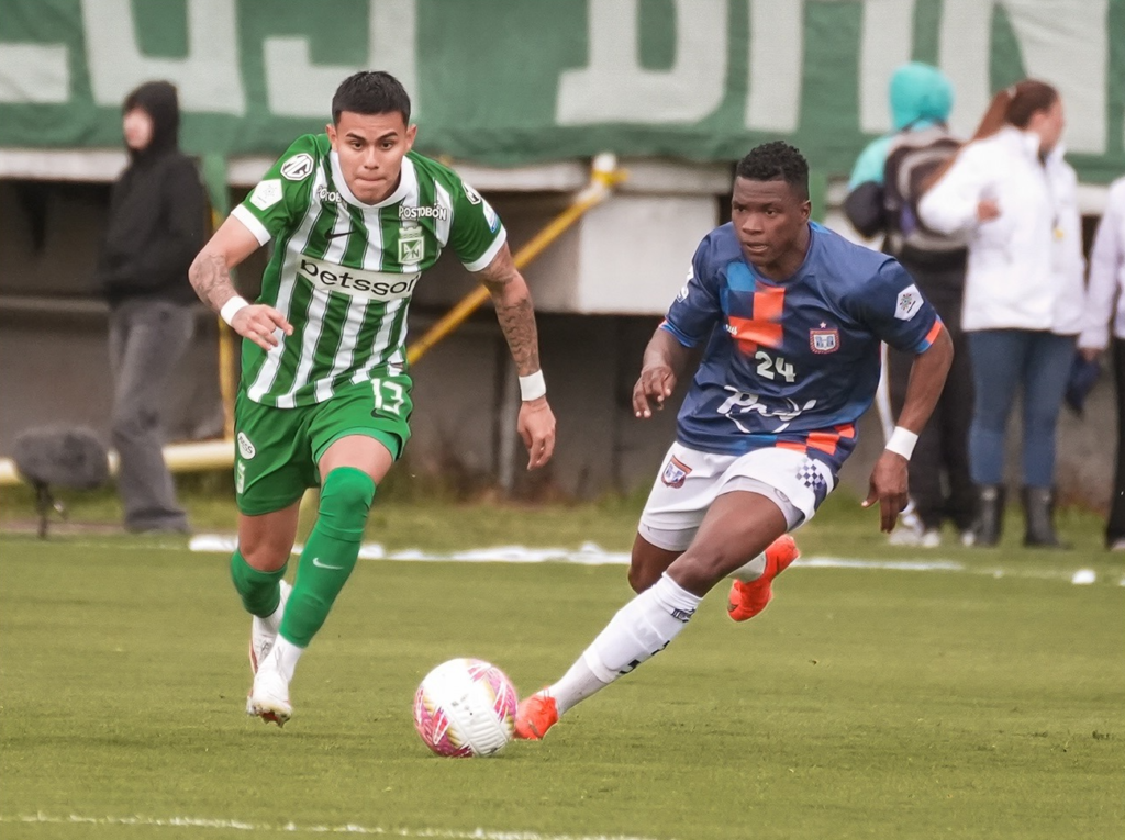 Atlético Nacional goleó en Tunja y se acerca a la clasificación en la Liga